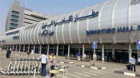مطار القاهرة في مصر